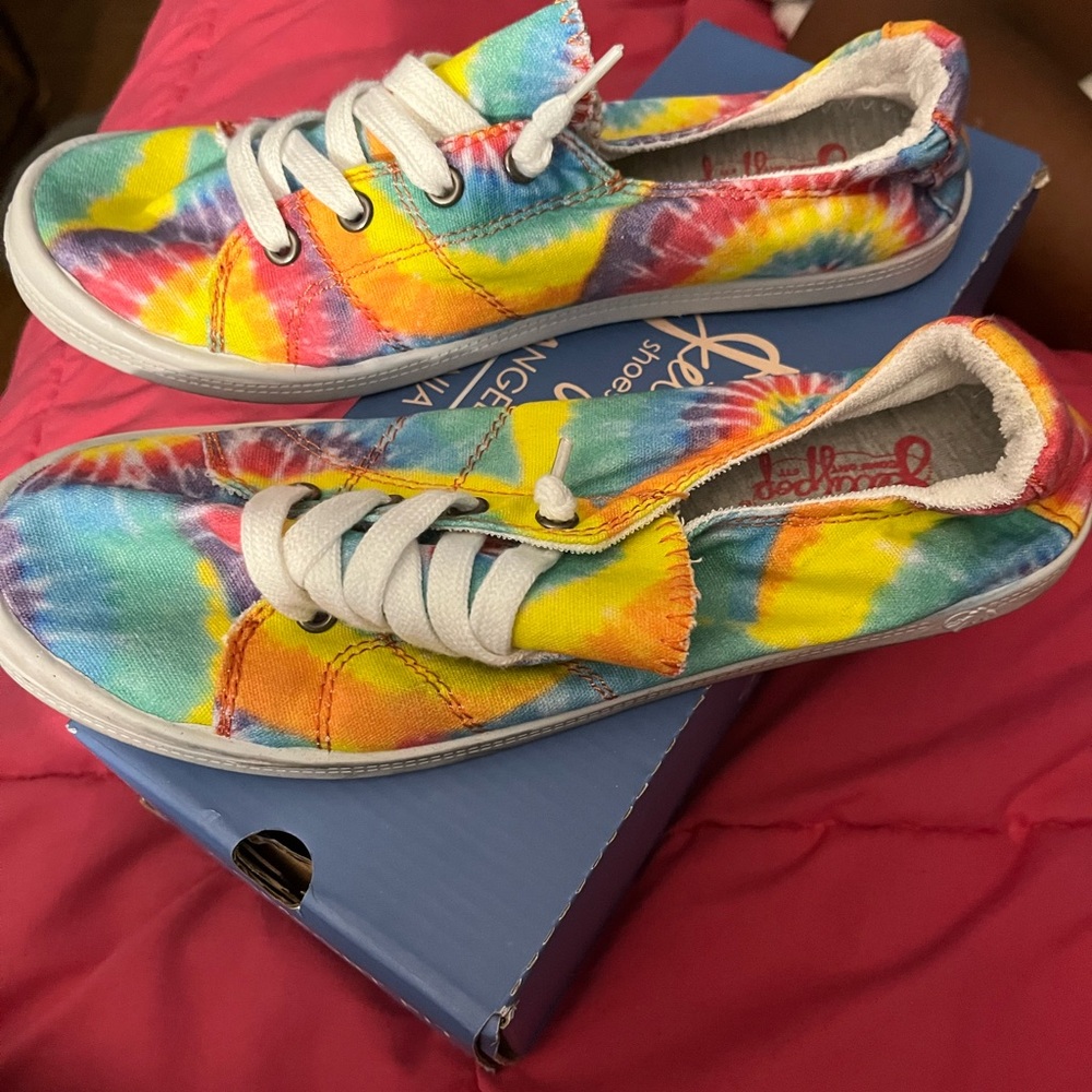 Jellypop Blue and Yellow Sneakers Vibrant Tie-Dye Canvas - Picture 3 of 5